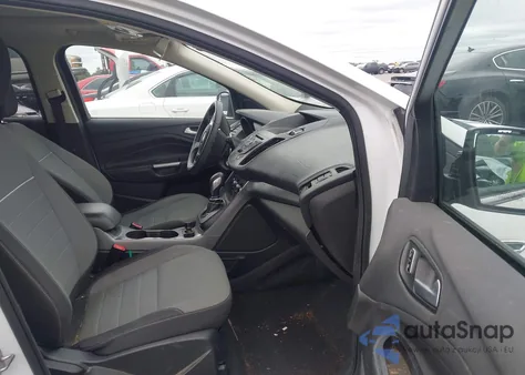 2015 Ford Escape Se z USA, uszkodzony, nr VIN 1FMCU0G96FUC81143